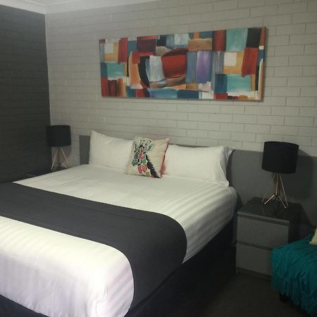 Blue Violet Motor Inn Toowoomba Zewnętrze zdjęcie
