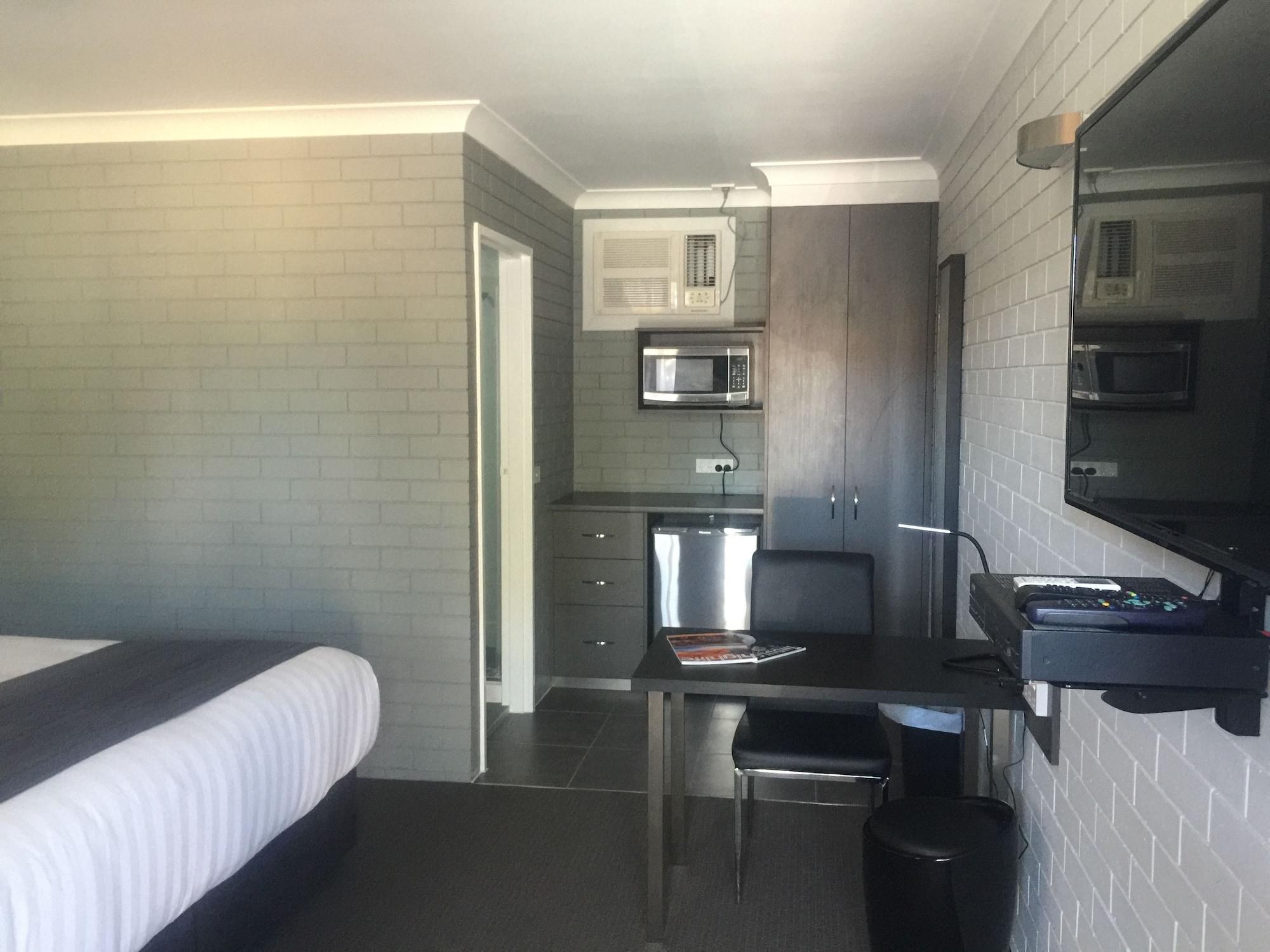 Blue Violet Motor Inn Toowoomba Zewnętrze zdjęcie