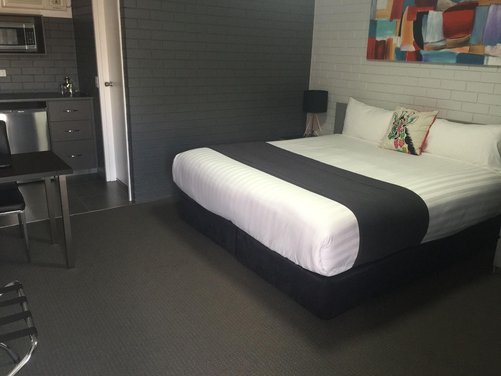 Blue Violet Motor Inn Toowoomba Zewnętrze zdjęcie
