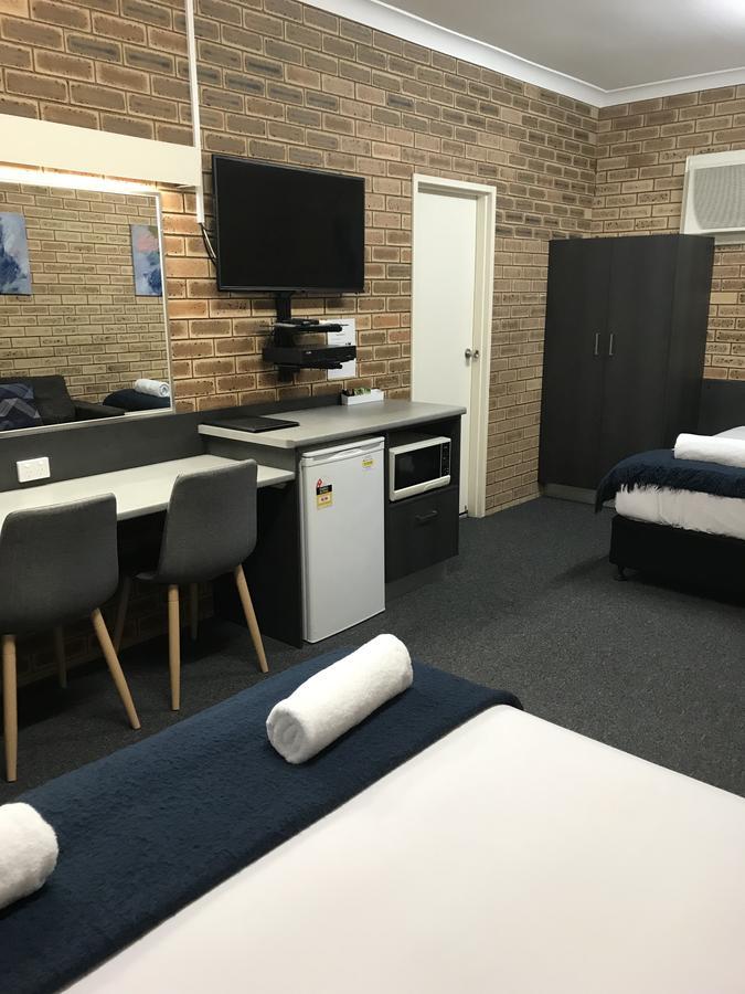 Blue Violet Motor Inn Toowoomba Zewnętrze zdjęcie
